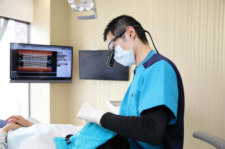 専門性の高い口腔外科治療